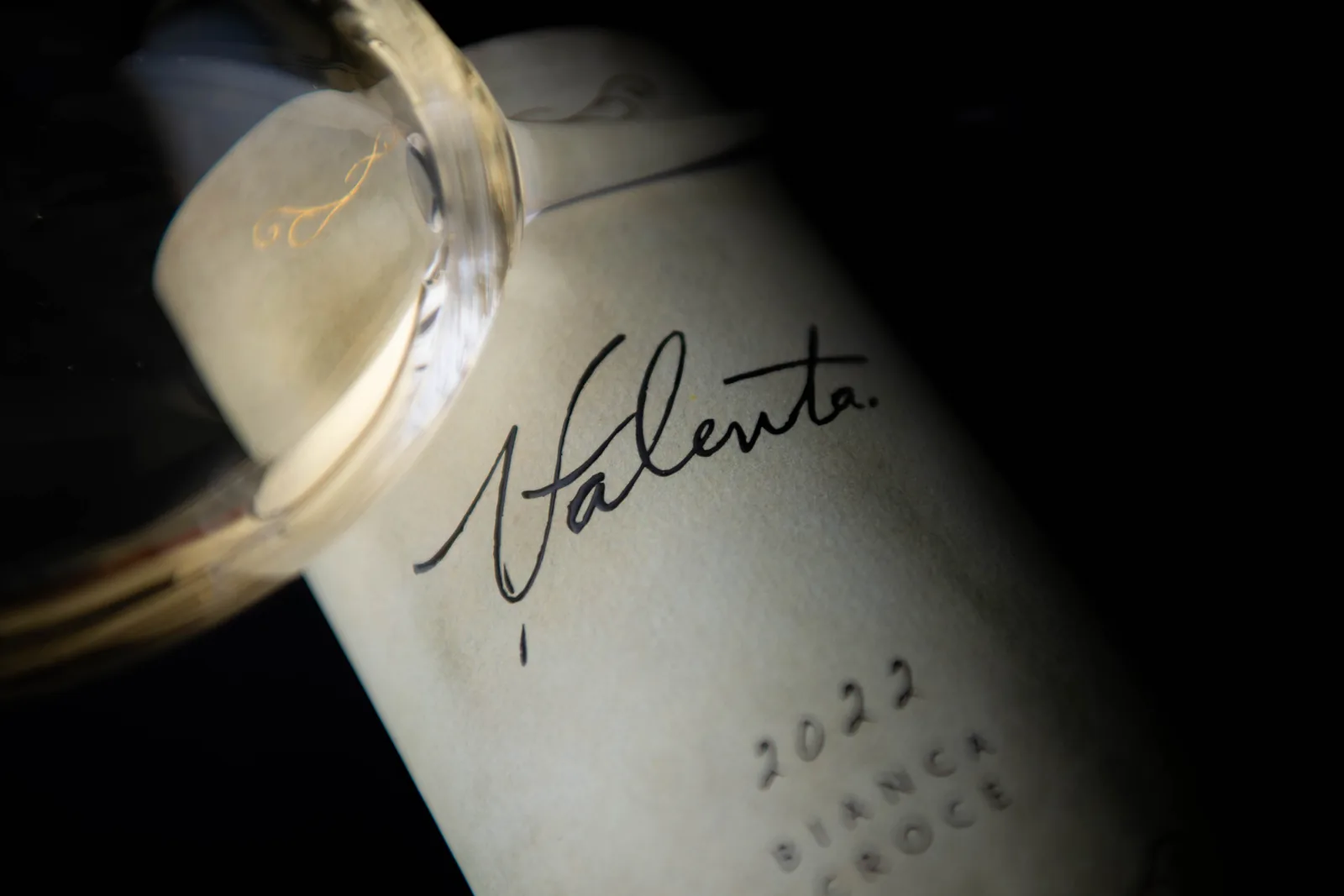Bianca Croce — Valenta vino u čaši